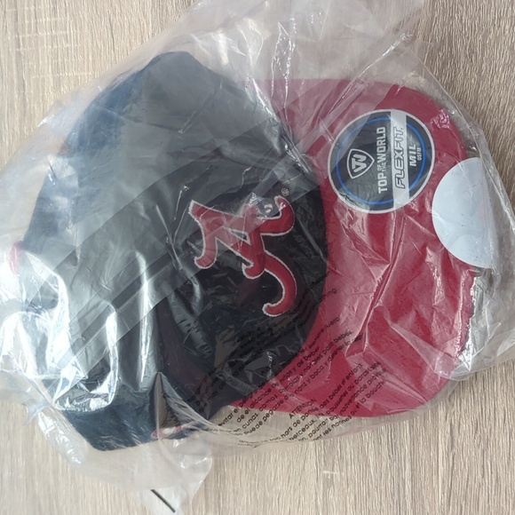 Top of the World Black/Crimson Alabama Crimson Tide Two-Tone Reflex Hybrid- M/L - Picture 4 of 9